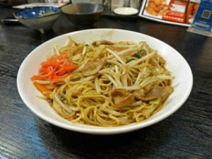 居酒屋かばのホルモン焼きそば 鳥取名物