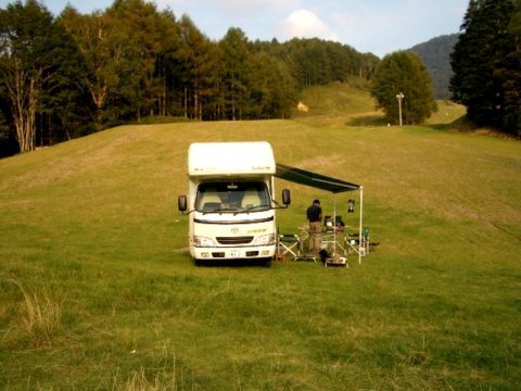 キャンピングカーで丸沼高原キャンプ（前車クレソン）