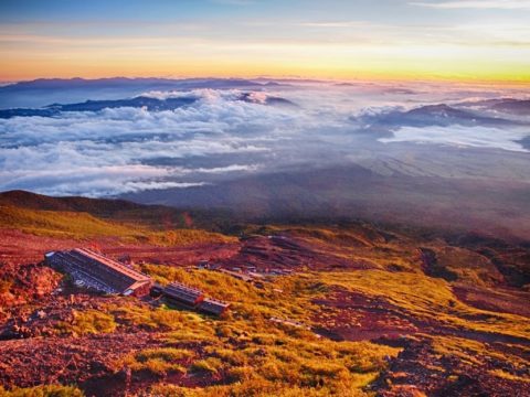 富士山８合目の朝焼けの風景（GoogleフォトのHDR）