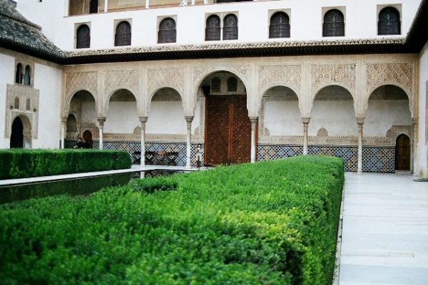 アルハンブラ宮殿の中庭
