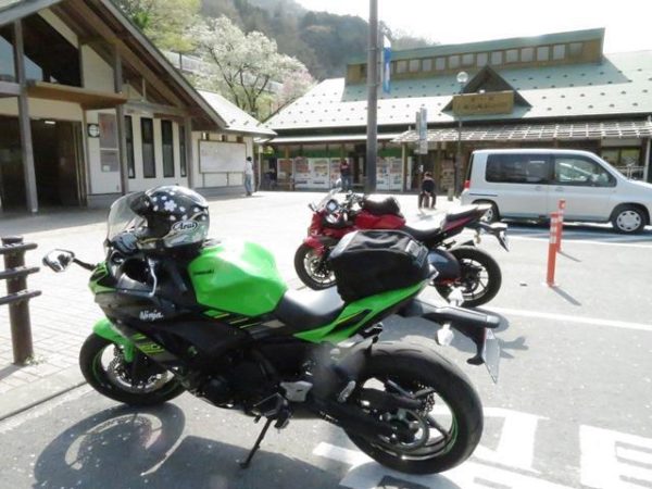 カワサキNINJA650、埼玉県横瀬町の道の駅にて